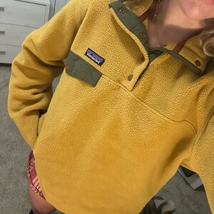 PATAGONIA LIGHTWEIGHT SYNCHILLA SNAP-T FLEECE PULLOVER